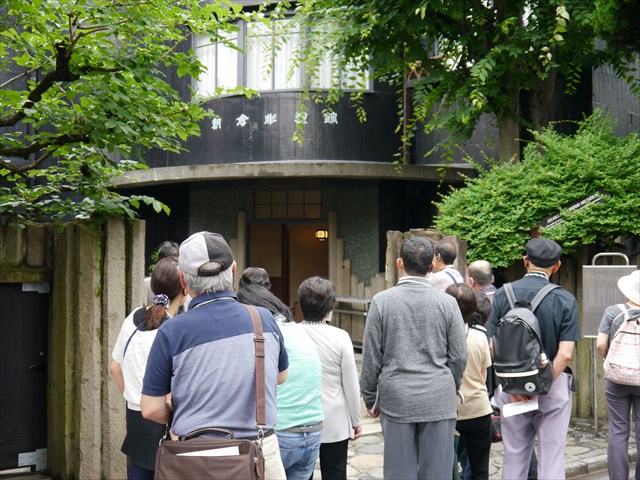 谷根千散歩下町グルメ食べ歩き