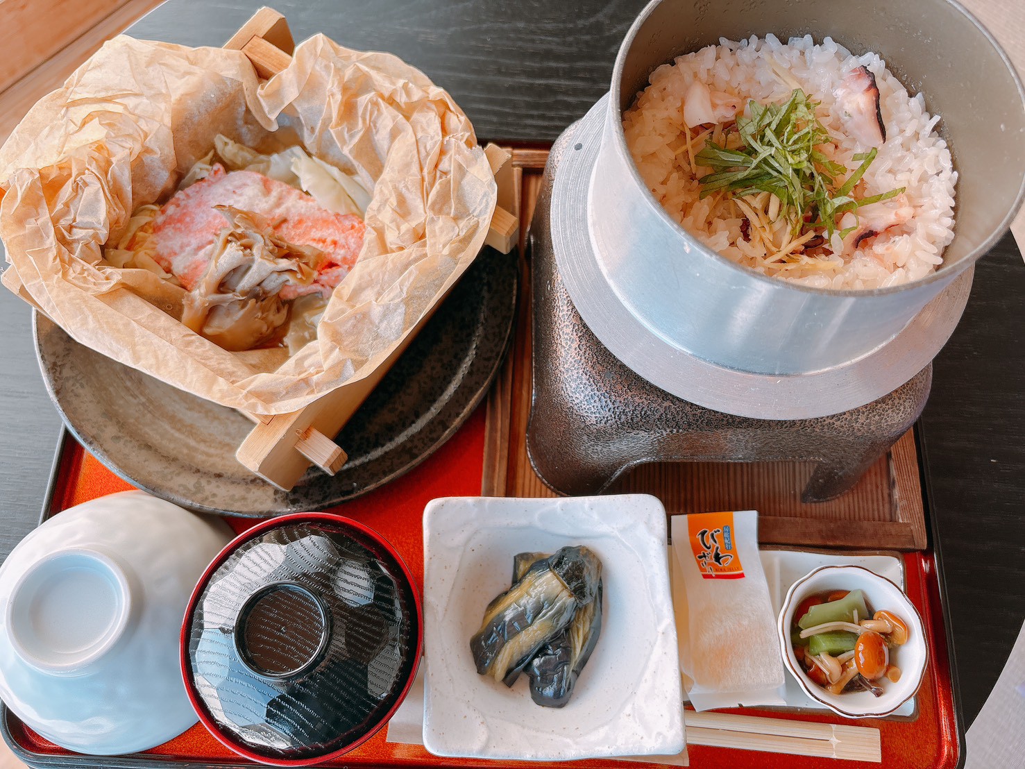たこ釜飯と鮭塩麴蒸しセット