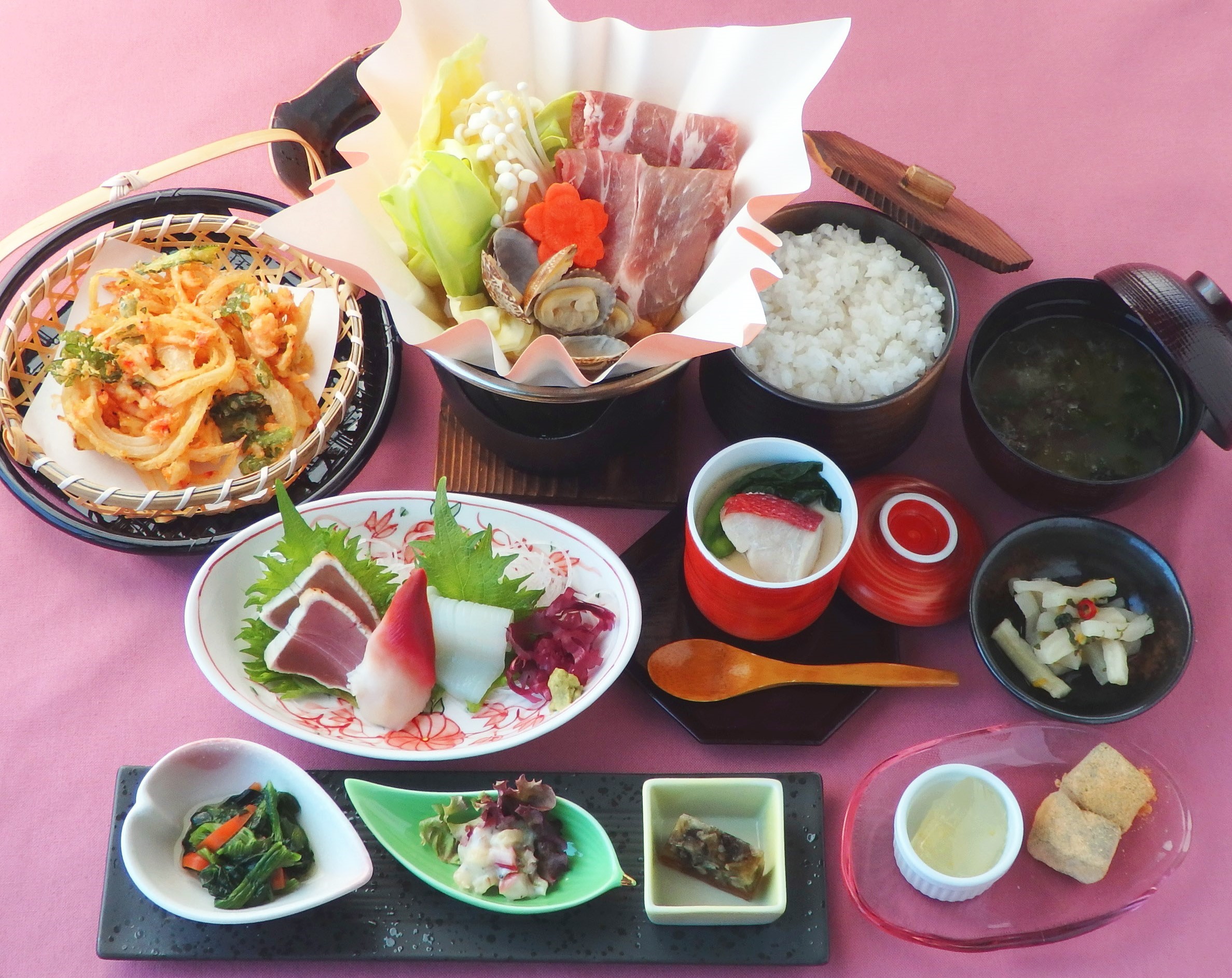 NEW　桜並木　3月22日～